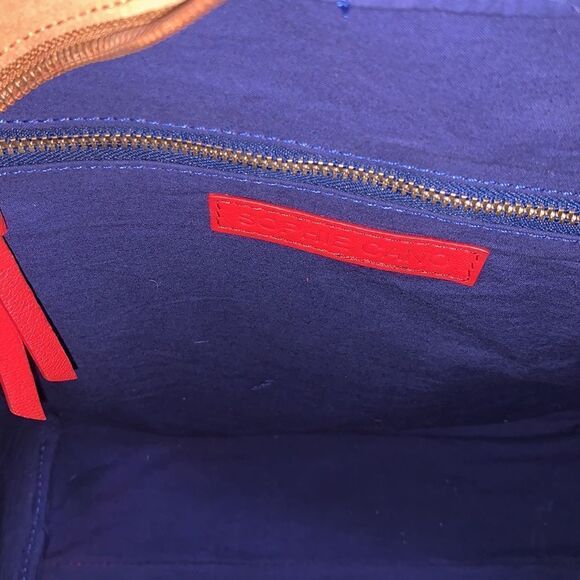 NWT Sophie Cano Women's Brown Calf Skin Zip top Tote - Picture 8 of 12